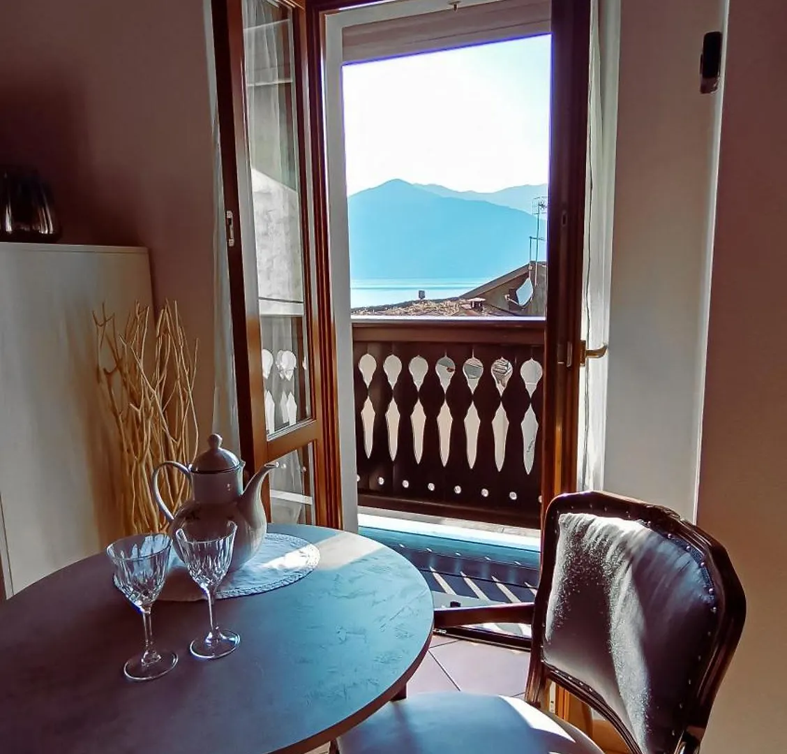 Hotel La Casa Sulla Roccia Pisogne Affittacamere